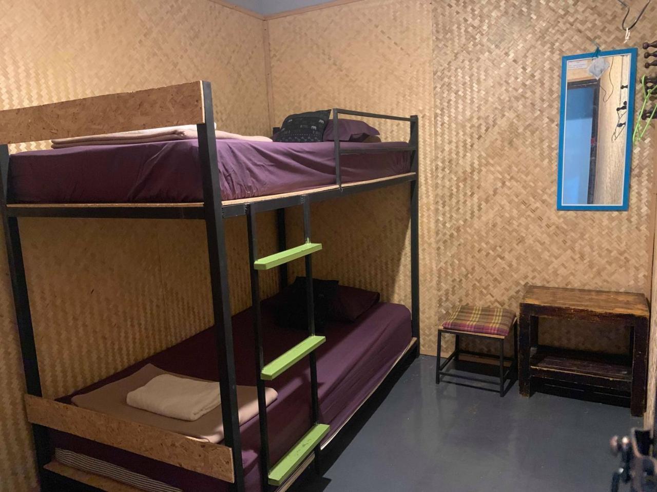 J Giant Hostel Chiang Mai Esterno foto
